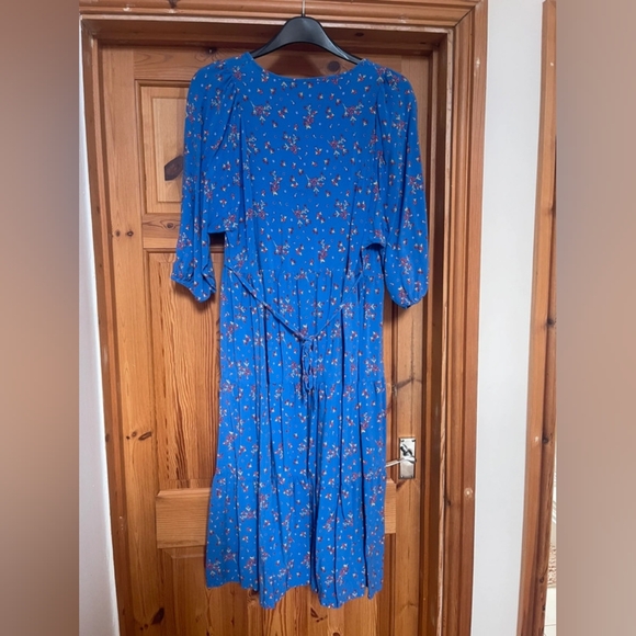 Floral Blue Dress - Picture 2 of 5